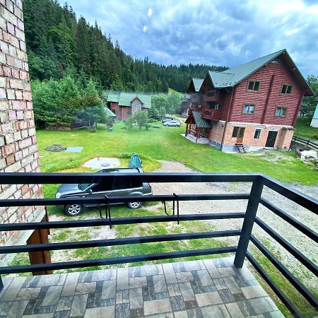 Hotel Під Магурою Worochta Zewnętrze zdjęcie